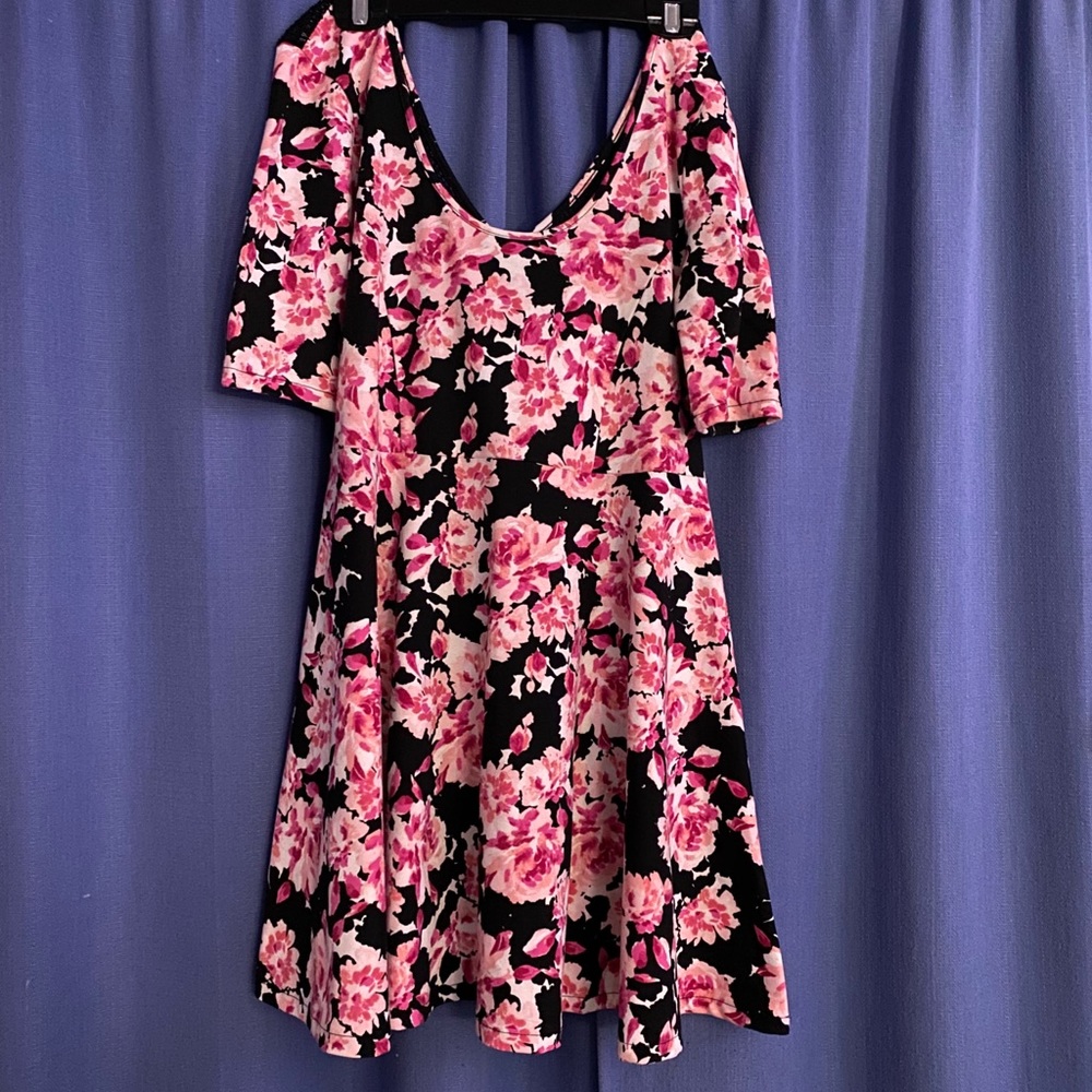 Flowy flower dress